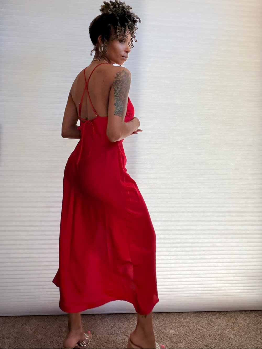 ASTR The Label Red Satin Slip Dress - Picture 4 of 12